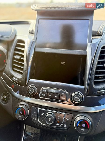 Седан Chevrolet Impala 2018 в Львове