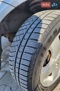 Хетчбек Chevrolet Kalos 2006 в 