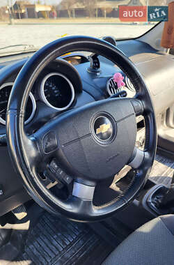 Хетчбек Chevrolet Kalos 2006 в 