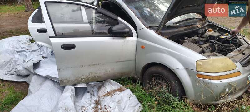 Седан Chevrolet Kalos 2004 в Ірпені