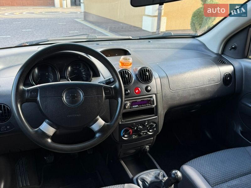 Хетчбек Chevrolet Kalos 2005 в Косові