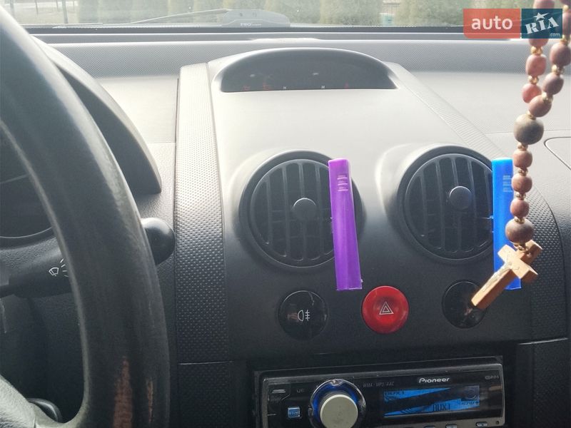 Хэтчбек Chevrolet Kalos 2006 в Воловце фото 5 Хэтчбек Chevrolet Kalos 2006 в Воловце