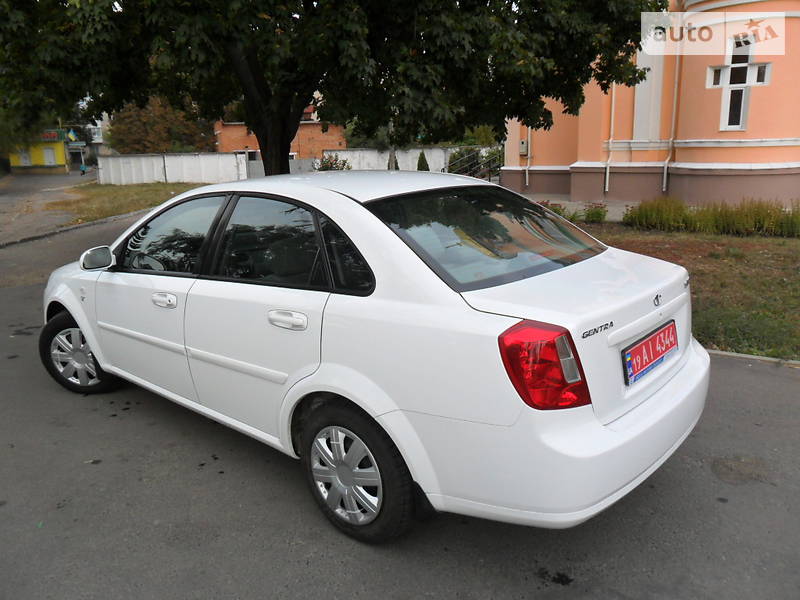 Седан Chevrolet Lacetti 2014 в Сумах