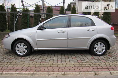 Хетчбек Chevrolet Lacetti 2005 в 