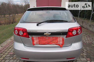 Хетчбек Chevrolet Lacetti 2005 в 