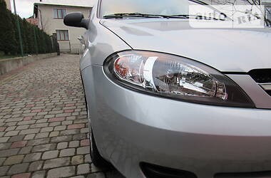 Хетчбек Chevrolet Lacetti 2005 в 
