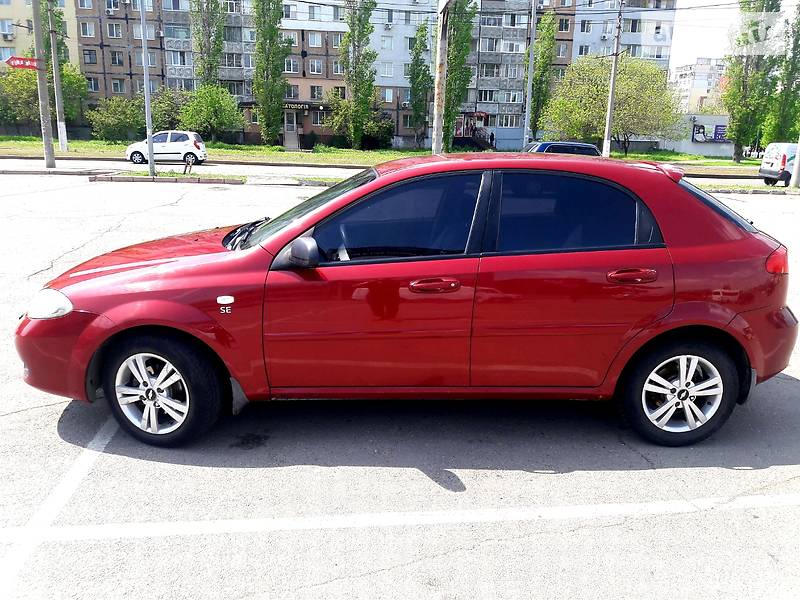 Хэтчбек Chevrolet Lacetti 2006 в Николаеве