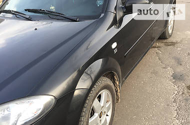 Хетчбек Chevrolet Lacetti 2005 в 