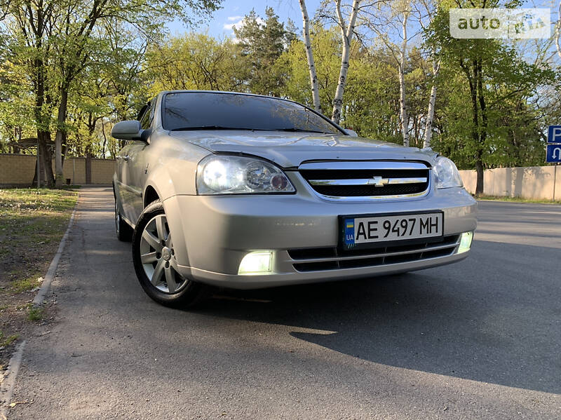 Седан Chevrolet Lacetti 2004 в Дніпрі