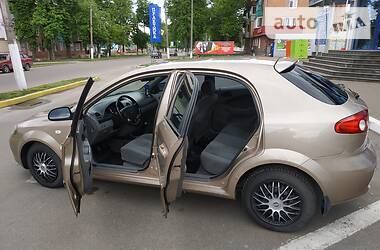 Хетчбек Chevrolet Lacetti 2006 в 