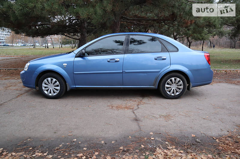 Седан Chevrolet Lacetti 2006 в Киеве