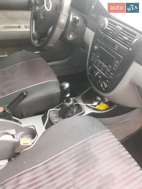 Седан Chevrolet Lacetti 2007 в Виннице