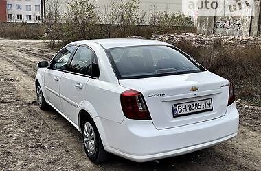 Седан Chevrolet Lacetti 2012 в 