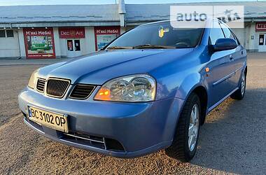 Седан Chevrolet Lacetti 2004 в Львове