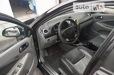 Хэтчбек Chevrolet Lacetti 2008 в  фото 4 Хэтчбек Chevrolet Lacetti 2008 в