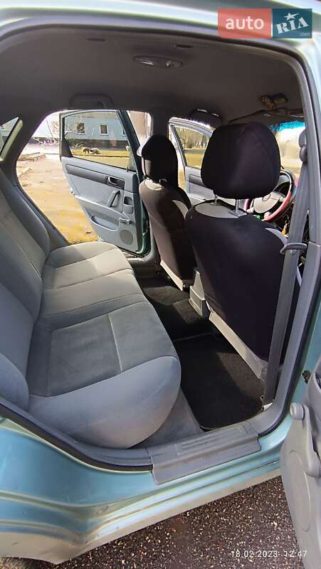 Седан Chevrolet Lacetti 2004 в Смілі