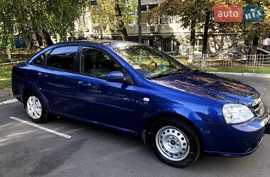 Седан Chevrolet Lacetti 2008 в Киеве