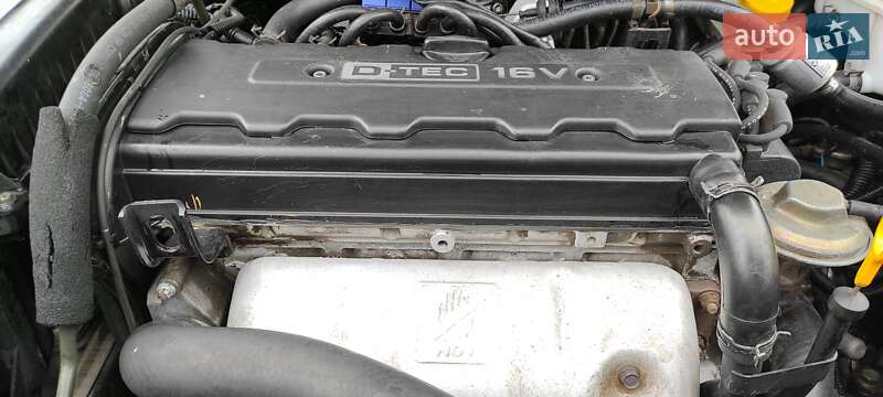 Хэтчбек Chevrolet Lacetti 2004 в Запорожье