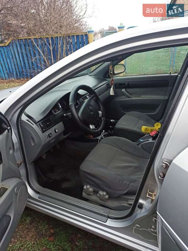 Седан Chevrolet Lacetti 2005 в Черкасах