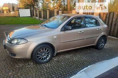 Хэтчбек Chevrolet Lacetti 2006 в Киеве