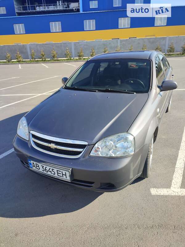 Седан Chevrolet Lacetti 2012 в Хмільнику