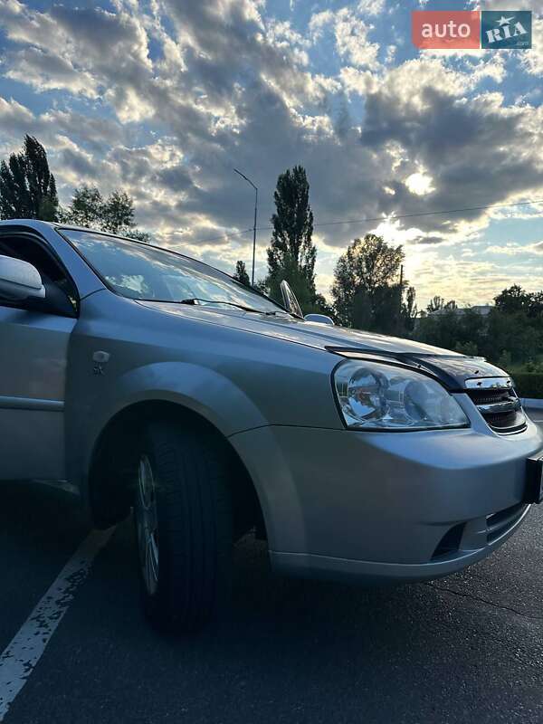 Универсал Chevrolet Lacetti 2008 в Киеве