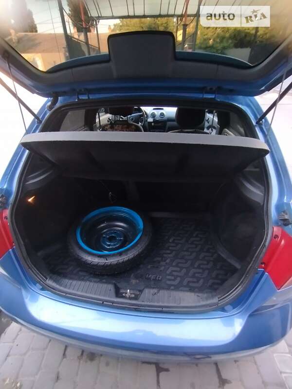 Хетчбек Chevrolet Lacetti 2007 в Дніпрі