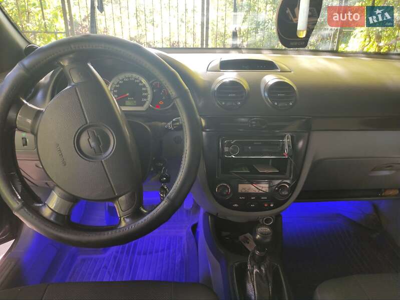 Хэтчбек Chevrolet Lacetti 2005 в Каменском фото 7 Хэтчбек Chevrolet Lacetti 2005 в Каменском