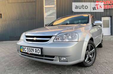 Седан Chevrolet Lacetti 2011 в 
