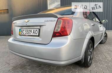 Седан Chevrolet Lacetti 2011 в 