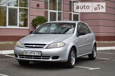 Хэтчбек Chevrolet Lacetti 2008 в 