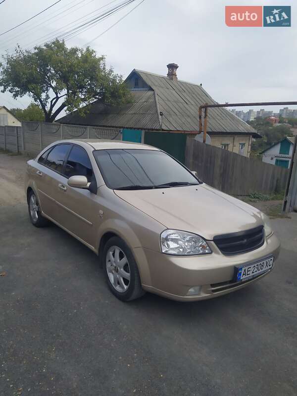 Седан Chevrolet Lacetti 2005 в Днепре