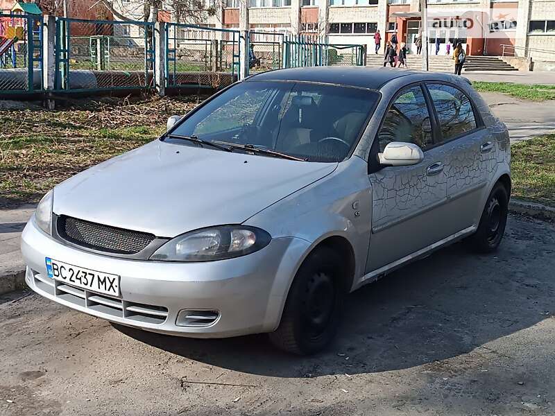 Хетчбек Chevrolet Lacetti 2005 в Львові