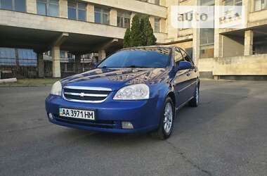 Седан Chevrolet Lacetti 2008 в Киеве