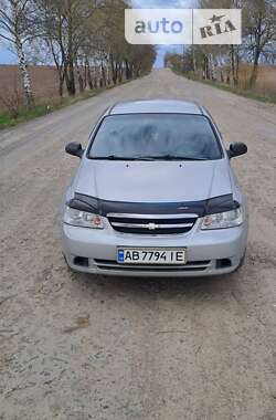 Седан Chevrolet Lacetti 2004 в Ильинцах