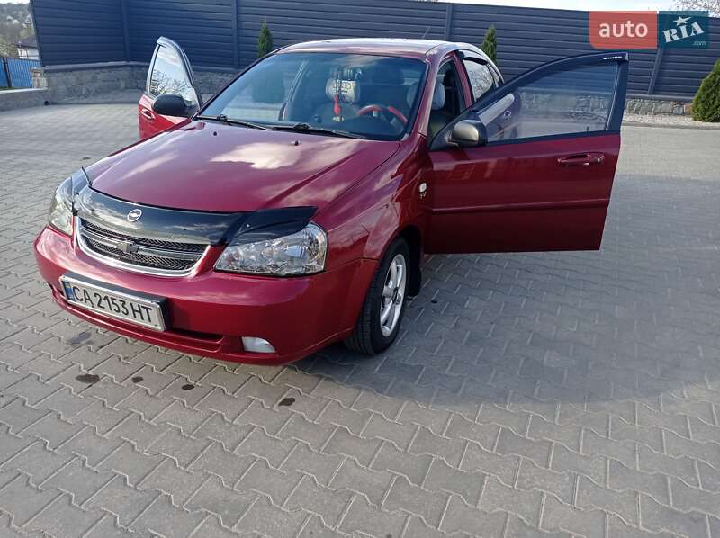 Седан Chevrolet Lacetti 2005 в Умані