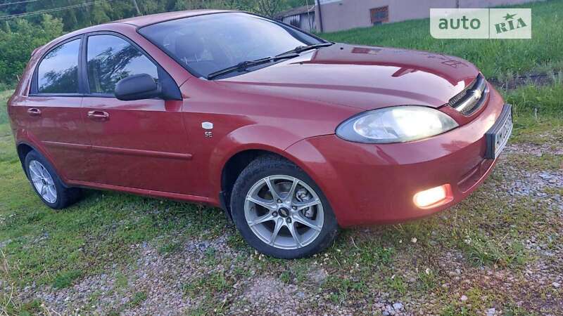 Хэтчбек Chevrolet Lacetti 2007 в Житомире