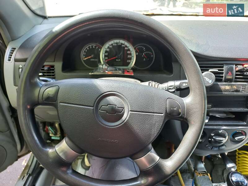 Седан Chevrolet Lacetti 2012 в Киеве