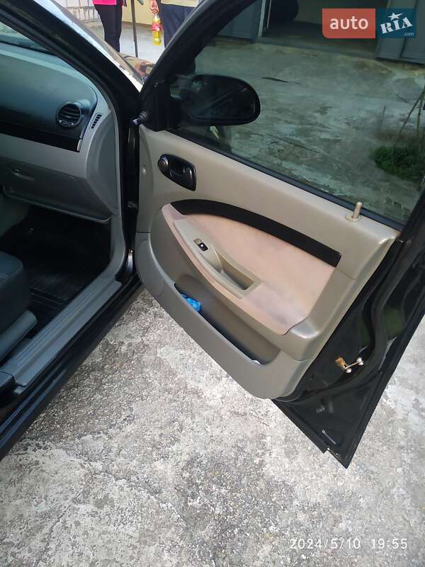 Хетчбек Chevrolet Lacetti 2007 в Новомиргороді