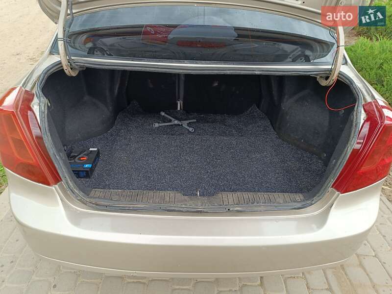 Седан Chevrolet Lacetti 2012 в Ямполе