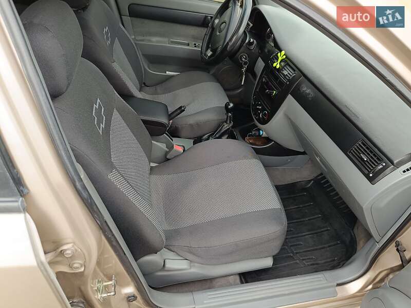 Седан Chevrolet Lacetti 2012 в Ямполе