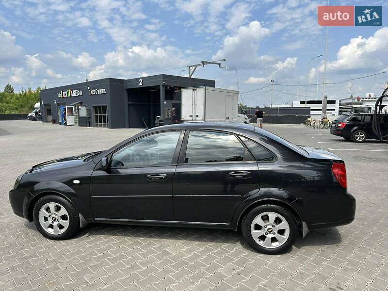 Седан Chevrolet Lacetti 2009 в Львове