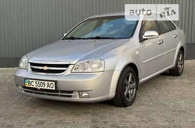 Седан Chevrolet Lacetti 2011 в Стрию