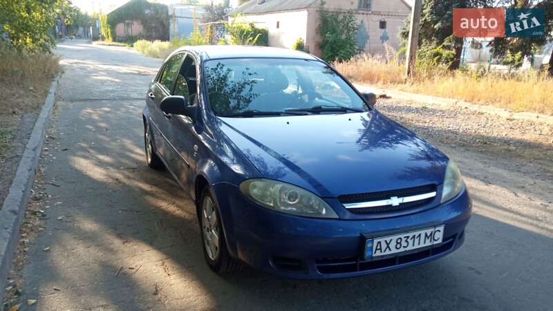 Хетчбек Chevrolet Lacetti 2004 в Харкові