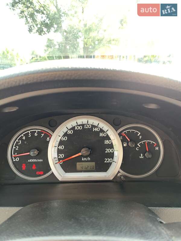 Седан Chevrolet Lacetti 2010 в Чернигове