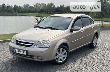 Седан Chevrolet Lacetti 2005 в Жовкві