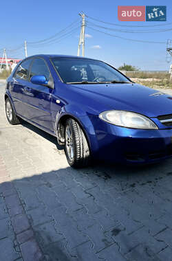 Хэтчбек Chevrolet Lacetti 2004 в Львове