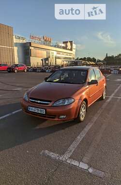 Хэтчбек Chevrolet Lacetti 2006 в Киеве