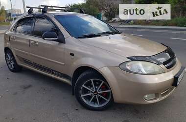 Хэтчбек Chevrolet Lacetti 2006 в Николаеве