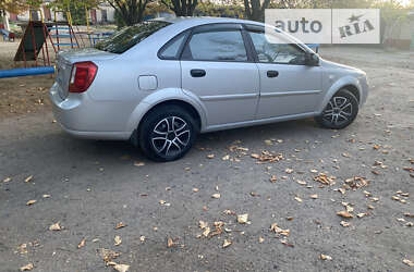 Седан Chevrolet Lacetti 2004 в Широкому